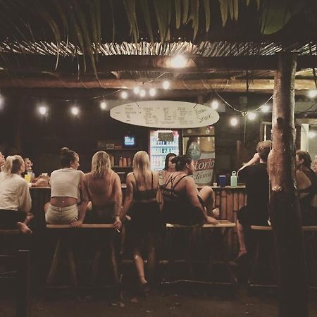 Free Spirit Hostel Transito Экстерьер фото